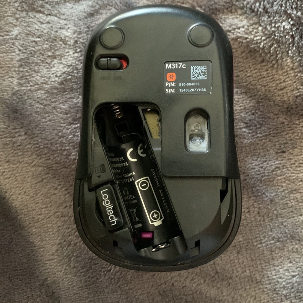 Logitech Wireless Mouse - Picture 2 of 4